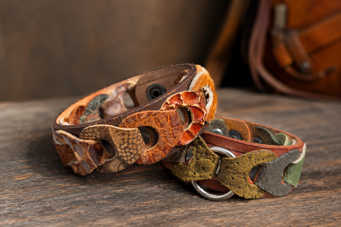 armband van leer op maat gemaakt